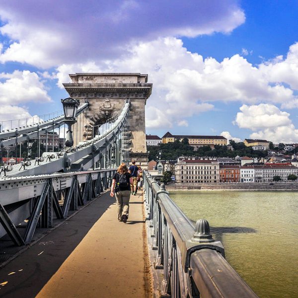 Budapest, Perla del Danubio Destinos: Budapest, Perla del Danubio